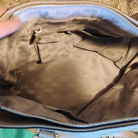 Michael Kors Light Gray Tote with Tassel and Wallet - Picture 3 of 15